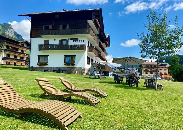 Corona FerreaAlbergo