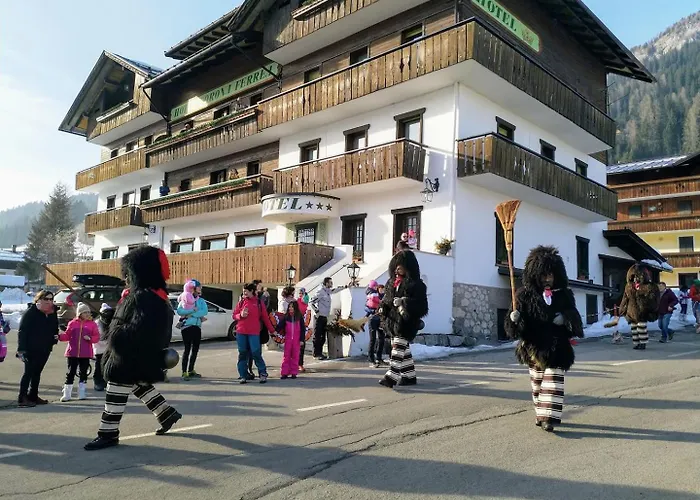 Corona FerreaAlbergo